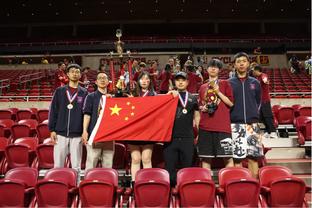 10米气手枪团体赛-中国队拿到银牌 印度夺冠